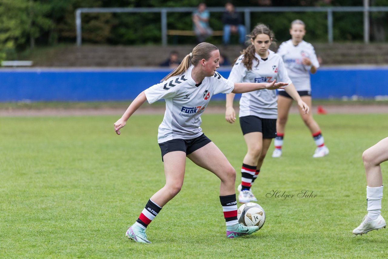 Bild 251 - Loewinnen Cup